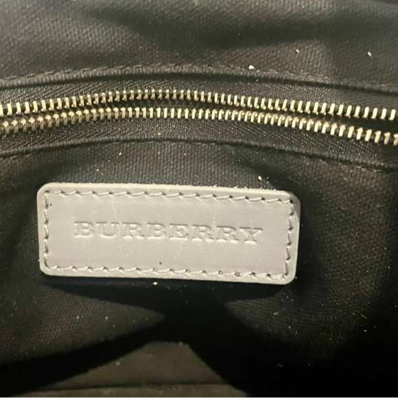 Burberry Gray and Tan Checkered Women's Bag - Picture 3 of 12